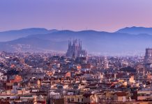 Barcelona at Easter: Traditions, Semana Santa & Mona de Pascua