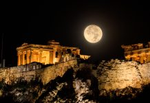 August Full Moon in Greece 2026: Ancient Sites Open After Dark